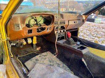 Porsche 924 Targa - 9