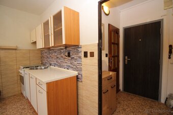 PRENÁJOM 1 IZB BYT M. Okružná Partizánske - 9