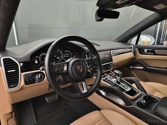 Porsche Cayenne Coupe Turbo 2019 4x4 A/T8 404kW - 9