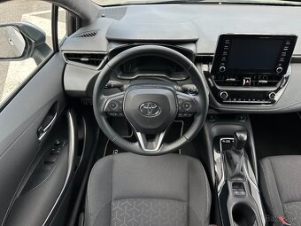 Toyota Corolla Combi 1.8 Hybrid A/T, r.v.: 2021 - 9