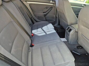 Predám Volkswagen Golf 5 1.9 TDI 77kw r.v.2006 M6 - 9
