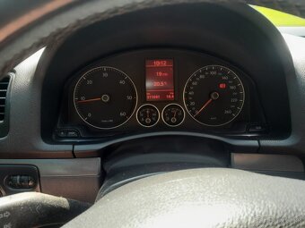 Volkswagen golf V combi - 9