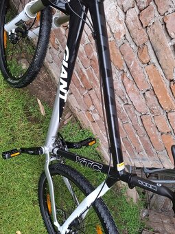 Predám Giant XTC 2 26er/XLko/3x9, DEORE XT - 9