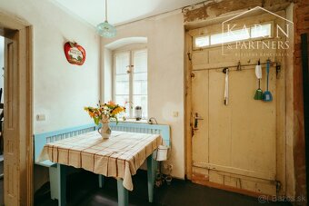 Vidiecky rodinný dom s krásnym pozemkom v Kuklove na Záhorí - 9