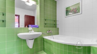 AXIS REAL | Veľký 2-izb. byt, GARÁŽ, BA Staré Mesto, Sláviči - 9