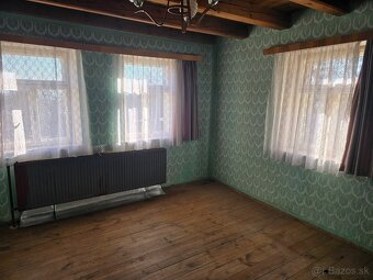 3-izbová chalupa so záhradou a vedľajšou budovou v Hrašnom - 9