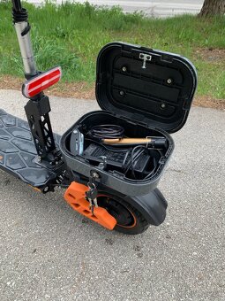 Elektrická kolobežka KuKirin M5 PRO - 9