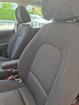 Hyundai ix20 1.6I CVVT COMFORT - 9