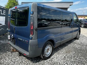 🚐 Opel Vivaro 1.9 CDTI (2007) - 9