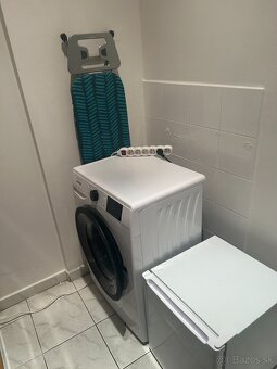 ODSTÚPIM KOZMETICKÝ SALÓN S PARKOVANÍM – KOŠICE - 9