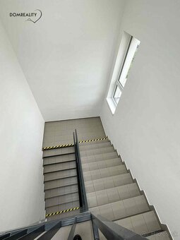 Na prenájom moderný 1 izbový byt s loggiou v Starej Turej - 9