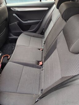 Predám škoda Octavia 3 combi - 9