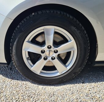 FORD FOCUS KOMBI 1.5 TDCI ECOBLUE A/T / MOŽNÝ ODPOČET DPH - 9