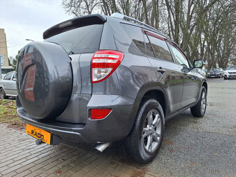 Toyota RAV4 2.2l D-4D 150 Lux - AJ NA SPLÁTKY - 9