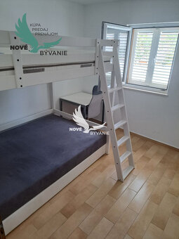 Predaj apartmán so záhradou, blízko pieskovej pláže, Chorvát - 9