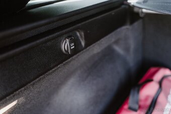 Kia Ceed SW 1.5 T-GDi Platinum - 9
