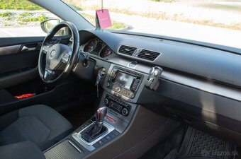 Volkswagen Passat B7 Combi 2.0 TDI DSG - 9