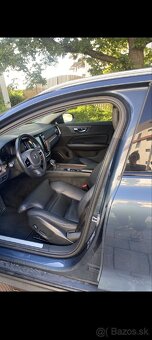 Volvo V60 CROSS COUNTRY - 9