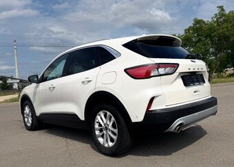 Ford Kuga 2.0 TDCI, Ecoblue, Bohata výbava - TITANIUM - 9