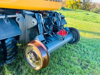 Kolesové rypadlo Liebherr A914 Compact Rail - 9