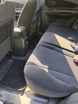 Hyundai Tucson 2.0CRD - 9