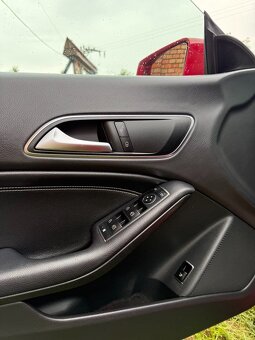 Mercedes CLA - 9