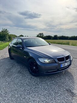 Bmw E90. 320D - 9
