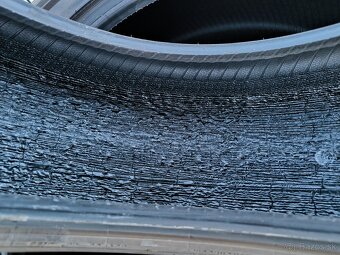 235/50 ZR 19 LETNE PNEU - 9