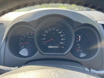 Toyota Hilux 2.5 D-4D 145 City - 9
