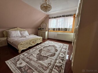 Dvojgeneračný rodinný dom na predaj - 9