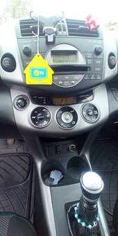Toyota Rav 4 2,2D-4D - 9