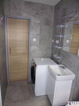 MALÝ ŠARIŠ: Novo-zrekonštruovaný 3-izbový byt so spotrebičmi - 9