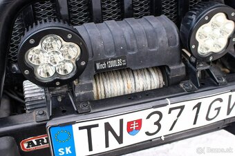 Jeep Wrangler 2.8 CRD Sport A/T - 9