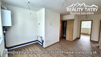 Slnečný 3 izbový byt s loggiou - TATRANSKÁ LOMNICA - 9