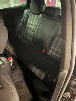 Predám Volkswagen Golf 6 2.0 TDI GTD - 9