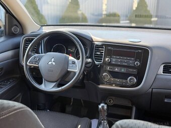 Mitsubishi Outlander 2.2 DI-D Intense - 9