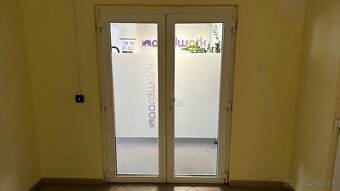 Celok kancelárií v blízkosti Klientskeho centra, Trnavská ce - 9