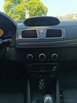 Predávam Renault Megane 1.6, 16V, benzín - 9