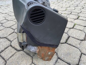 BMW E30 palubná doska - 9