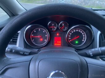 Opel Astra J SportsTourer - 9