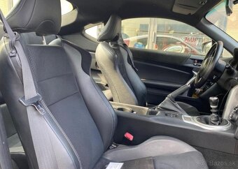 Toyota GT86 2.0-TOP STAV-NAVI-SPORT - 9