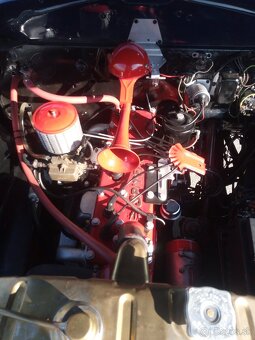 CHRYSLER ROYAL 4,1 L 1942 - 9