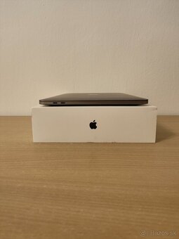 MacBook Pro 15 2018 i5 8GB 512GB - 9