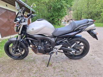 Yamaha fz6-N - 9