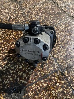 Hydraulické príslušenstvo - 9