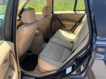 Predám BMW X3 - 9