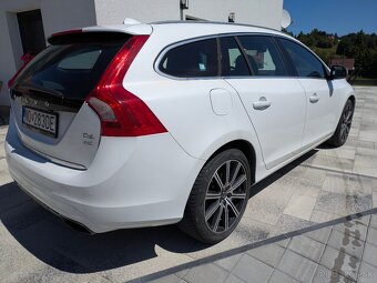 Volvo V60 plugin-hybrid, 4x4 , D5 AWD, r.v. 2015 - 9