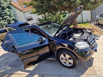 Mercedes ML 280 CDi Styling 190k 4x4 A/T (diesel) kup.SR - 9