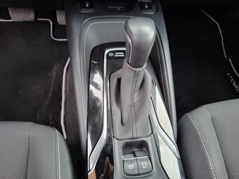 Toyota Corolla 2.0 Sport Hybrid - 9