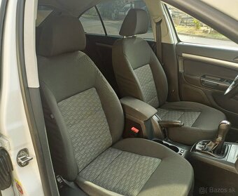 Škoda Octavia II Facelift 1.6TDi 77Kw CR M5 R.V.01/2012 - 9